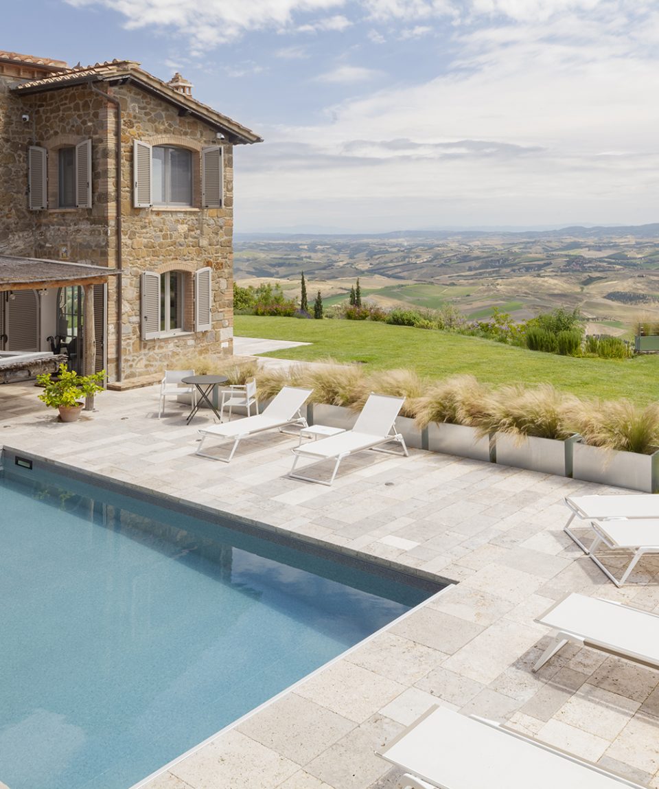 private villa rental in Siena Tuscany 4 bedroom villa for rent in Montalcino Tuscany Siena countryside villa rental Pienza Montepulciano